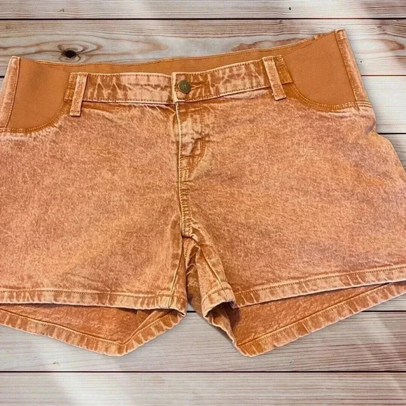 NEW ISABEL MATERNITY SHORTS Size 6 Rust Distressed Midi Side Panels Pull On - Picture 1 of 2